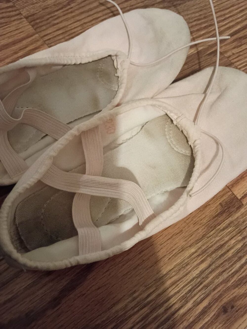 Stelle big girls size 4 ballet shoes